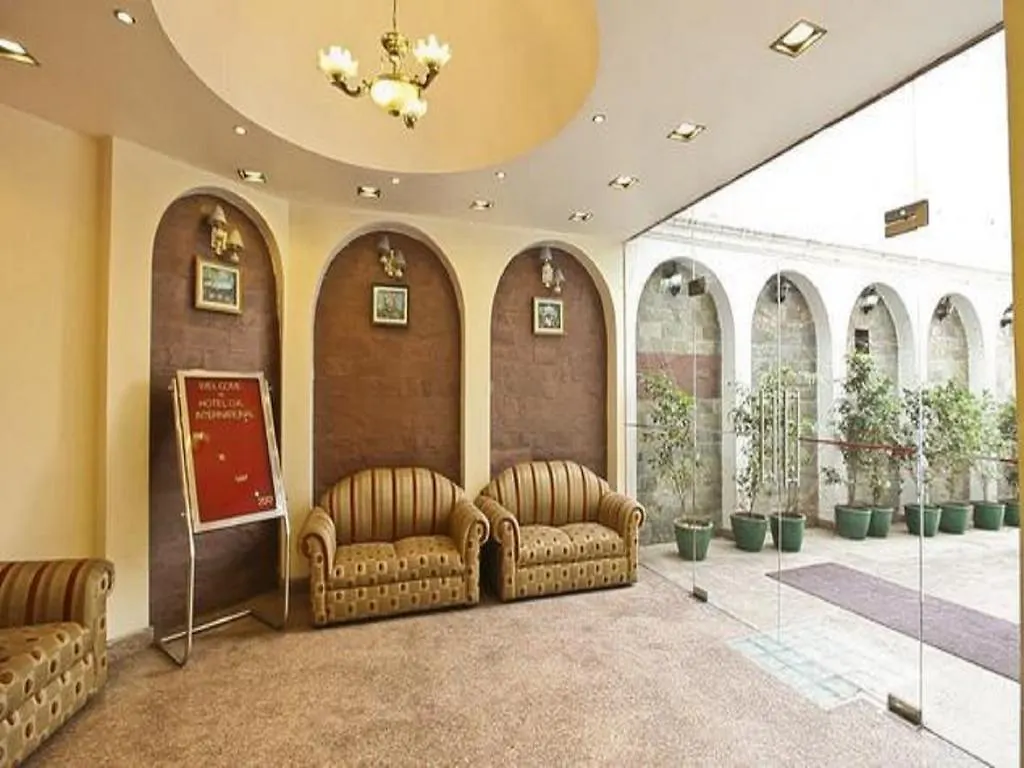 Hotel Ok International Varanasi
