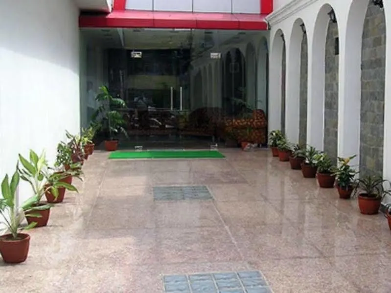 Hotel Ok International Varanasi