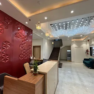 Hotel Satsang Grand