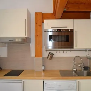 https://aoustin.fr-provencehotel.com